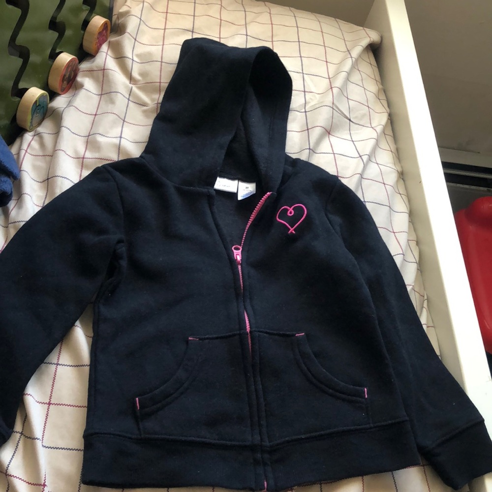 NWOT JUMPING BEAN 3T girls black Hoodie